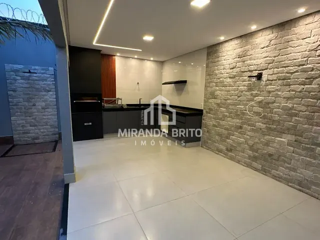 Casa 3 quartos e 2 banheiros, à venda, no bairro Vila Oliveira em Aparecida de Goiânia