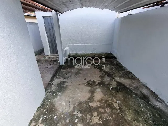 Casa 3 quartos e 1 banheiro, para alugar, no bairro Parque Industrial João Braz em Goiânia