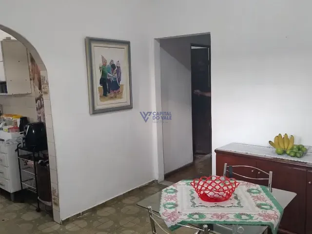 Casa com 270m² 3 quartos e 1 banheiro, à venda, no bairro Jardim Satélite em São José dos Campos