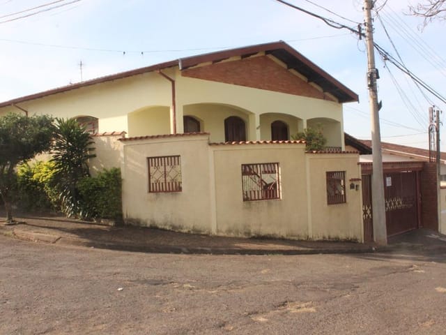 Foto do Sobrado - Casa com 4 dormitórios para alugar, 350 m² por R$ 2.200/mês - Vila Grego - Santa Bárbara D'Oeste/SP | Oeste Imóveis