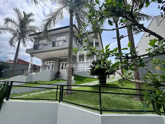 Casa com 600m² 5 quartos e 7 banheiros, à venda, no bairro Residencial Colinas de São Francisco em Bragança Paulista
