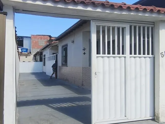 Casa 2 quartos e 1 banheiro, à venda, no bairro Cidade Praiana em Rio das Ostras