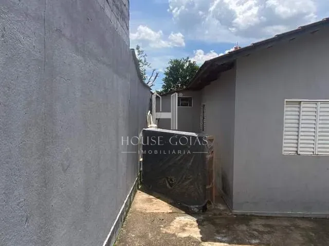 Casa com 264m² 3 quartos e 2 banheiros, à venda, no bairro Residencial Real Conquista em Goiânia