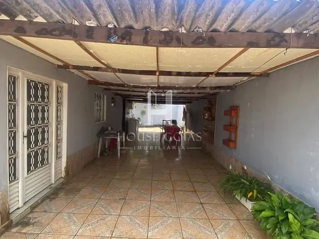 Casa com 264m² 3 quartos e 2 banheiros, à venda, no bairro Residencial Real Conquista em Goiânia