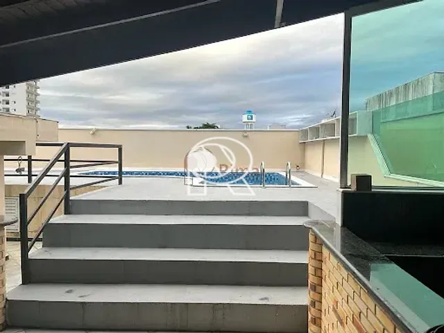 Casa 4 quartos e 1 banheiro, para alugar, no bairro Centro em Registro
