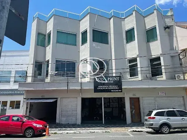 Casa 4 quartos e 1 banheiro, para alugar, no bairro Centro em Registro