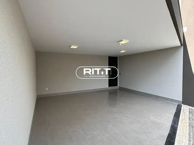 Casa com 300m² 3 quartos e 4 banheiros, para alugar, no bairro Loteamento Caminhos de São Conrado (Sousas) em Campinas
