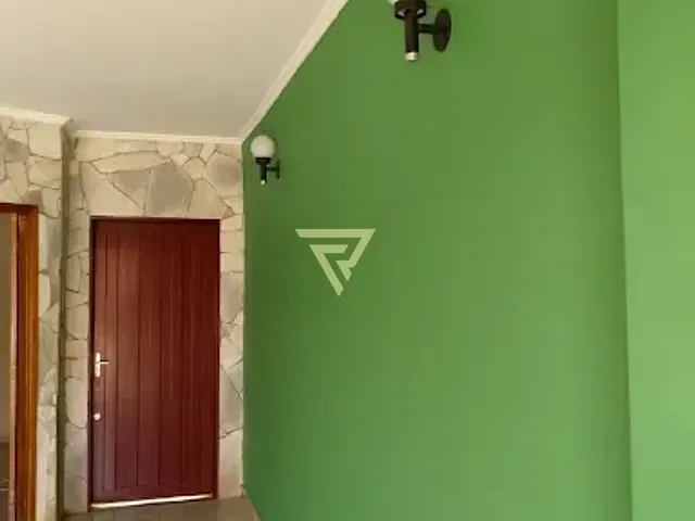 Casa com 200m² 2 quartos e 2 banheiros, à venda, no bairro Jardim Antártica em Ribeirão Preto