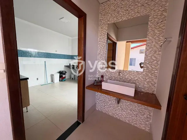 Casa 3 quartos e 3 banheiros, à venda, no bairro Serra Morena em Araxá