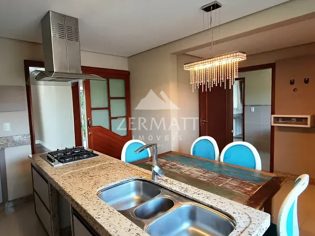 Casa 3 quartos e 5 banheiros, à venda, no bairro Itoupava Norte em Blumenau