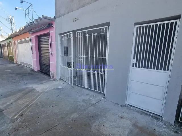 Casa com 92m² 2 quartos e 1 banheiro, para alugar, no bairro Jardim São Vicente em São Paulo