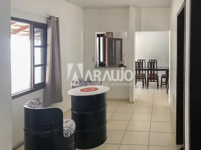 Casa com 370m² 3 quartos e 2 banheiros, à venda, no bairro Centro em Penha