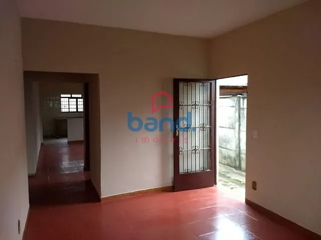 Casa com 875m² 2 quartos e 1 banheiro, à venda, no bairro Vila Maria em Porto Feliz