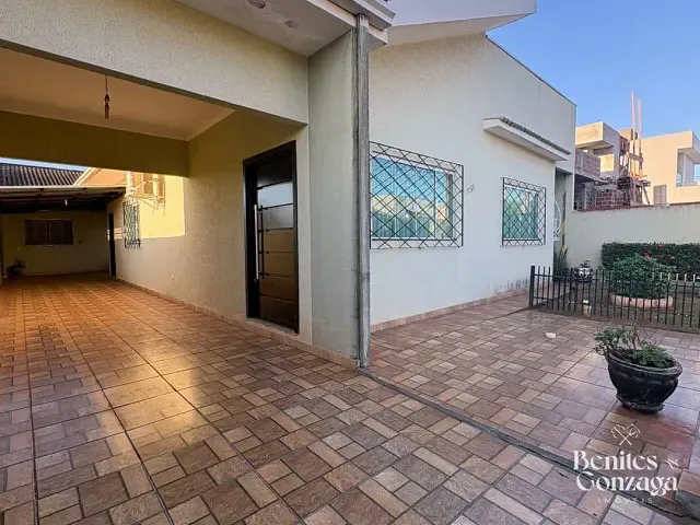 Casa 3 quartos e 2 banheiros, à venda, no bairro Jd Santa Rosa em Mandaguaçu