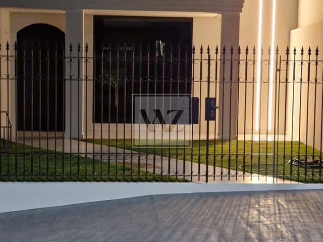 Casa com 495m² 4 quartos e 4 banheiros, à venda, no bairro Estrela em Ponta Grossa