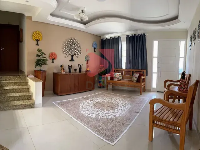 Casa 3 quartos e 2 banheiros, à venda, no bairro Centro em Pirassununga