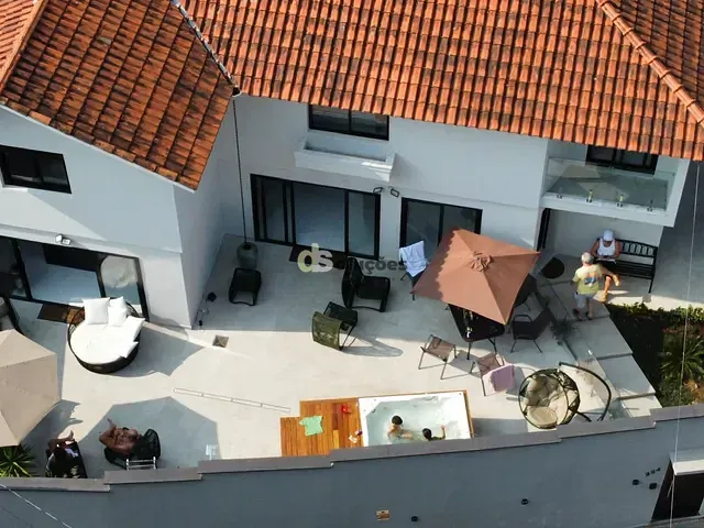 Casa com 320m² 3 quartos e 5 banheiros, à venda ou para alugar, no bairro Jardim Virginia Bianca em São Paulo