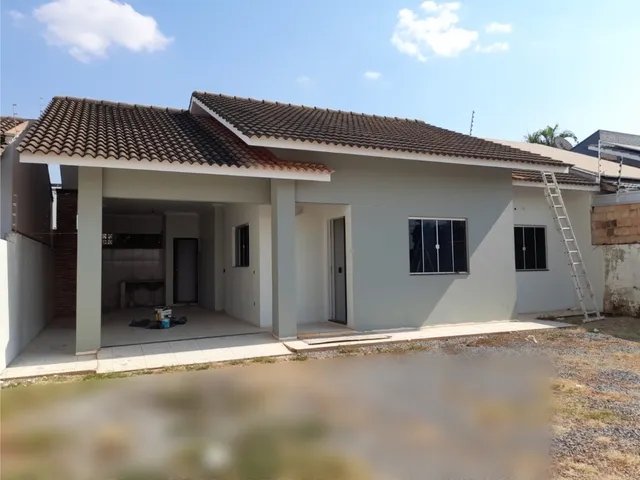Casa 3 quartos e 2 banheiros, à venda ou para alugar, no bairro Residencial das Acácias em Nova Mutum