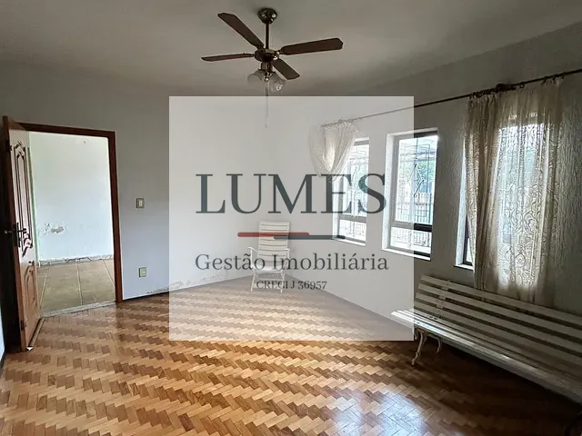 Casa com 300m² 3 quartos e 1 banheiro, à venda, no bairro Cidade Jardim I em Americana