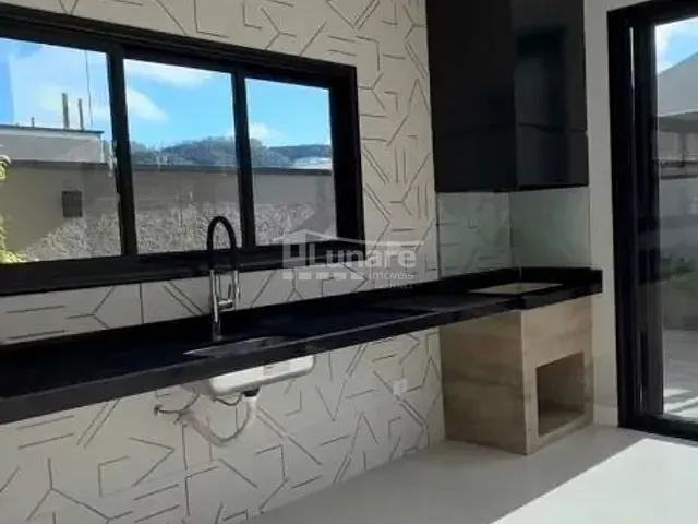 Casa com 342m² 3 quartos e 4 banheiros, à venda, no bairro Botujuru em Mogi das Cruzes