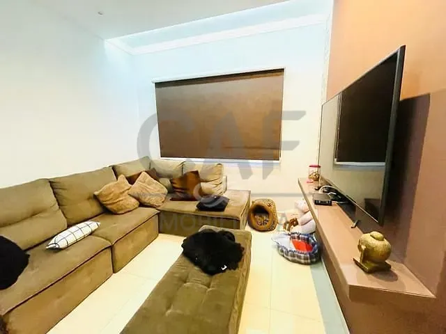 Casa com 570m² 4 quartos e 5 banheiros, à venda, no bairro Vila dos Plátanos em Campinas