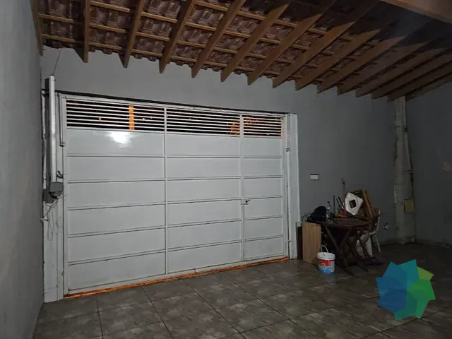 Casa com 180m² 3 quartos e 2 banheiros, à venda, no bairro Parque Imperial em Salto