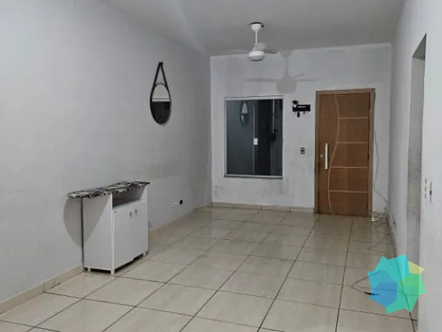 Casa com 180m² 3 quartos e 2 banheiros, à venda, no bairro Parque Imperial em Salto