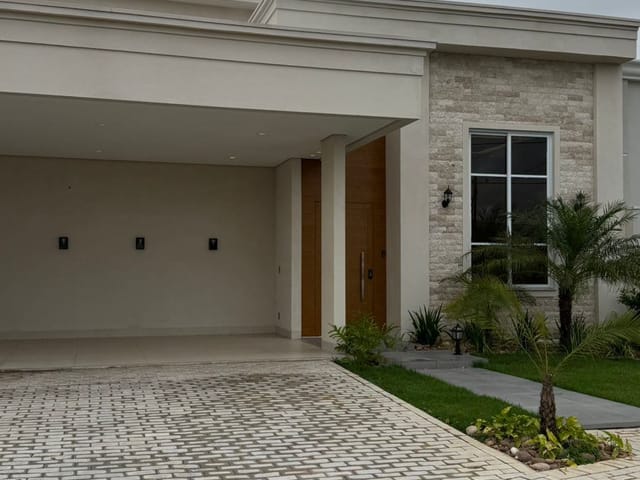 Casa 3 quartos e 3 banheiros, à venda, no bairro Condomínio Aquarela dos Poemas em Sinop