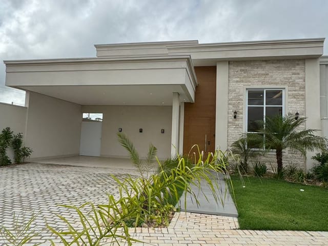 Casa 3 quartos e 3 banheiros, à venda, no bairro Condomínio Aquarela dos Poemas em Sinop