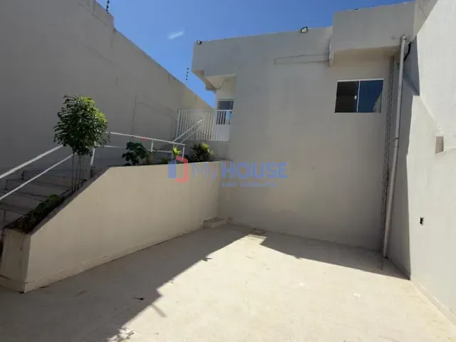 Casa 2 quartos e 1 banheiro, à venda, no bairro Nossa Senhora da Vitória em Ilhéus