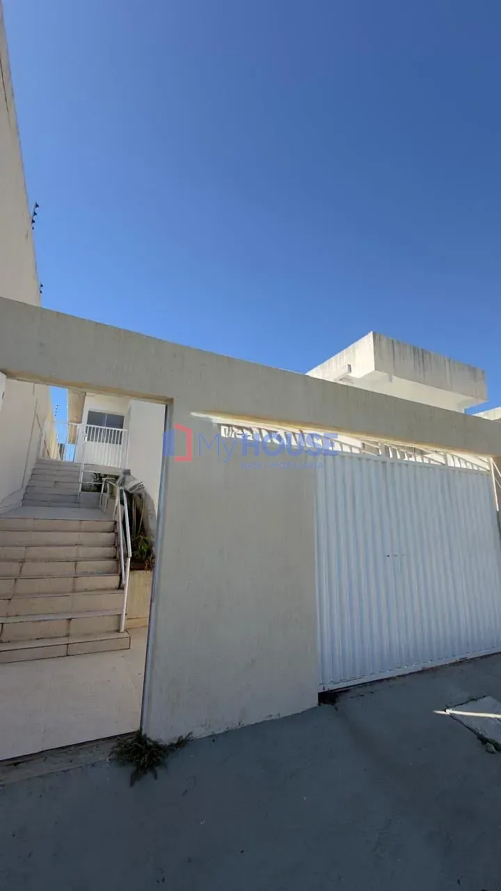 Casa, 2 quartos, 250 m² - Foto 1