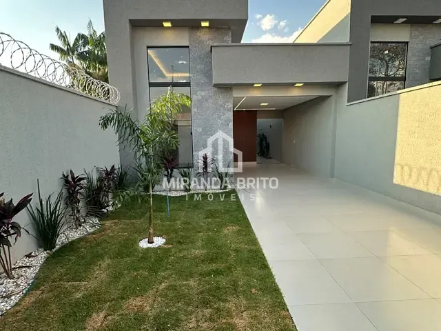 Casa 3 quartos e 2 banheiros, à venda, no bairro Vila Oliveira em Aparecida de Goiânia