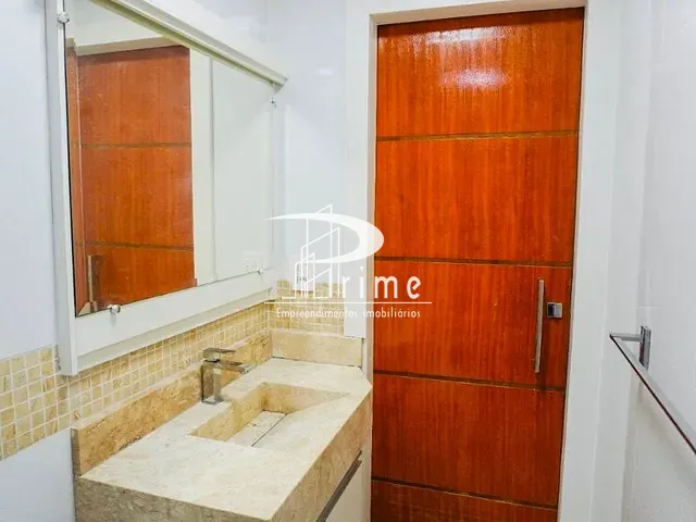 Casa com 220m² 4 quartos e 2 banheiros, à venda, no bairro Barra da Tijuca em Rio de Janeiro
