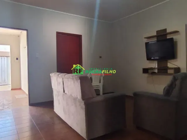 Casa com 300m², à venda, no bairro Lourival Parente em Teresina