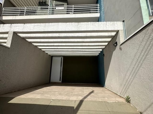 Casa com 150m² 3 quartos e 2 banheiros, à venda, no bairro ExtremaVille em Extrema
