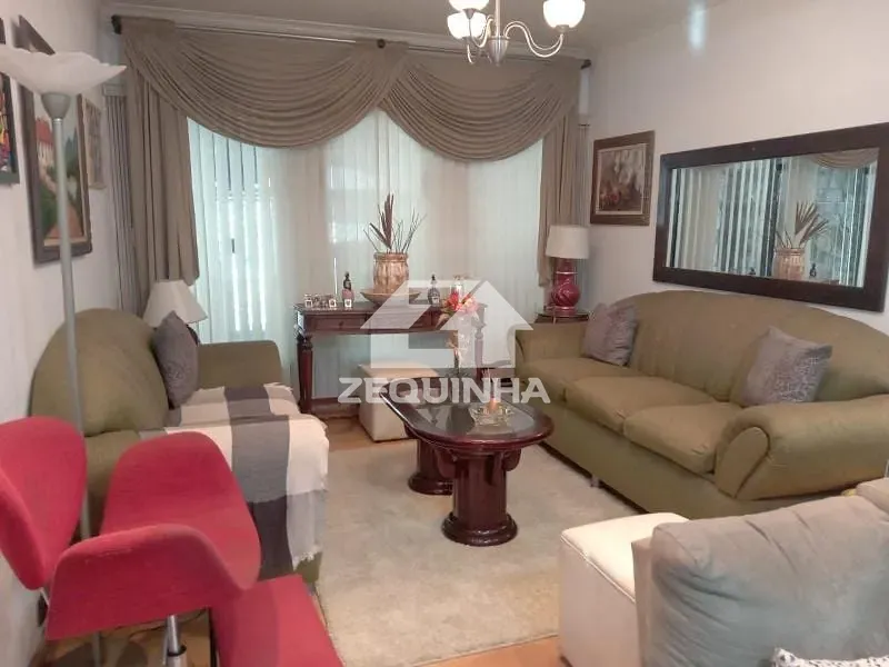 Casa, 4 quartos, 180 m² - Foto 2