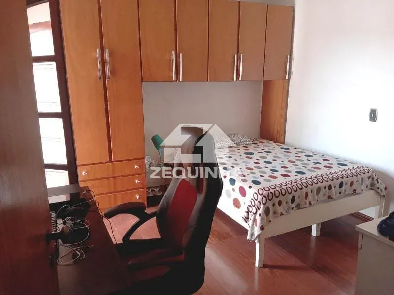 Casa, 4 quartos, 180 m² - Foto 24