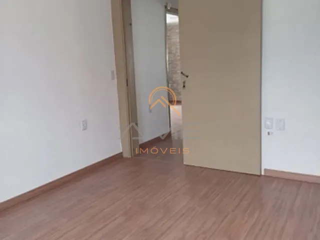 Casa 2 quartos e 2 banheiros, à venda, no bairro Fragata em Pelotas