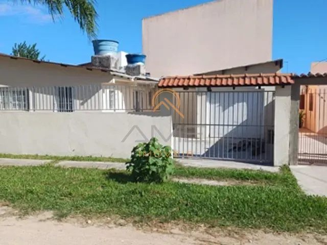 Casa 2 quartos e 2 banheiros, à venda, no bairro Fragata em Pelotas