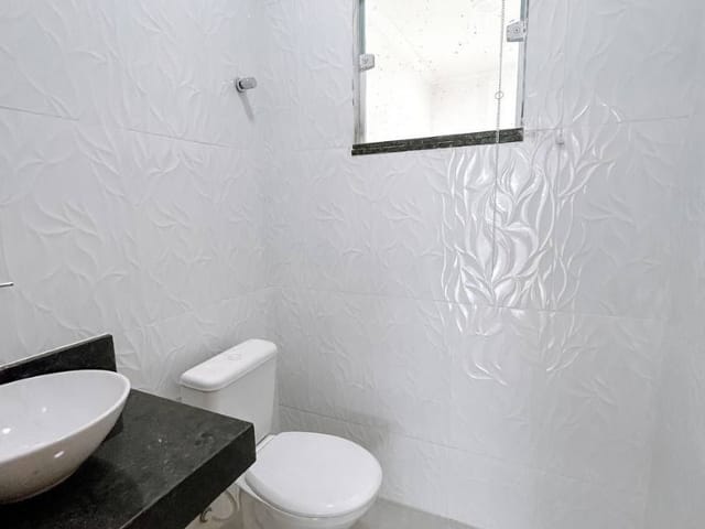 Casa com 200m² 3 quartos e 3 banheiros, à venda, no bairro Lagoa em Macaé
