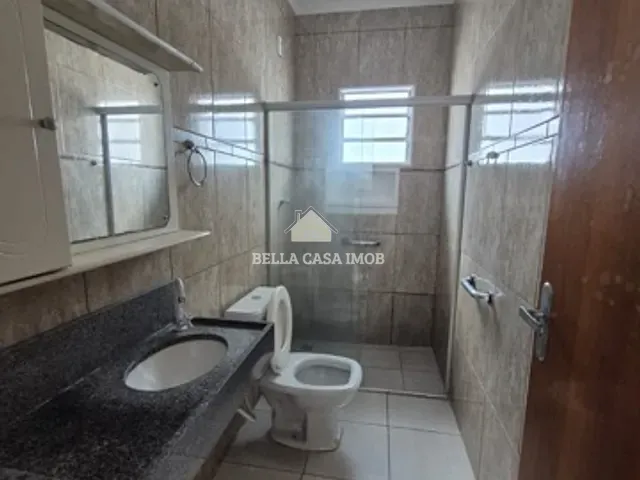 Casa com 200m² 3 quartos e 3 banheiros, para alugar, no bairro Conjunto Habitacional Júlio de Mesquita Filho em Sorocaba