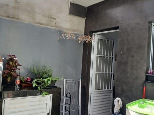 Casa 2 quartos e 2 banheiros, à venda, no bairro Calmon Viana em Poá