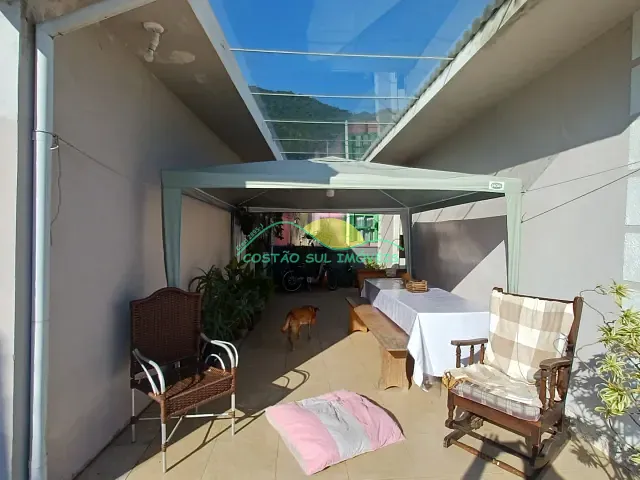 Casa 3 quartos e 1 banheiro, à venda, no bairro Armação do Pântano do Sul em Florianópolis