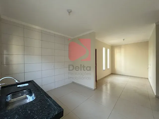 Casa 2 quartos e 1 banheiro, à venda, no bairro Terrazul BA em Pirassununga
