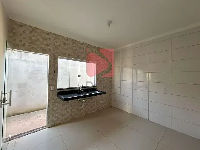 Casa 2 quartos e 1 banheiro, à venda, no bairro Terrazul BA em Pirassununga