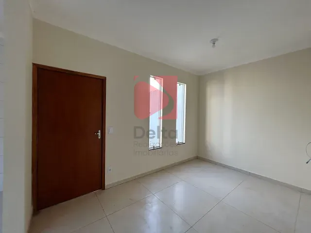Casa 2 quartos e 1 banheiro, à venda, no bairro Terrazul BA em Pirassununga
