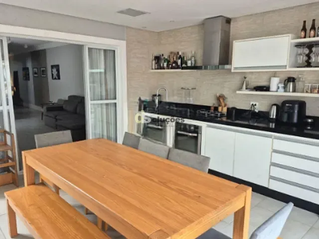 Casa 3 quartos e 4 banheiros, à venda, no bairro Jardim Virginia Bianca em São Paulo