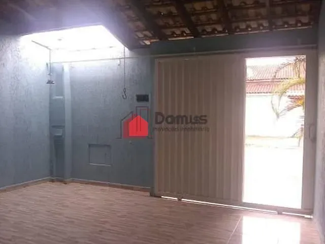 Casa com 150m², à venda, no bairro Laerte Assunção em Pindamonhangaba