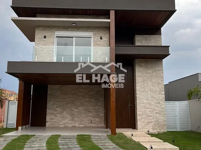 Casa com 372m² 3 quartos e 5 banheiros, à venda, no bairro Jardim Itália em Cuiabá