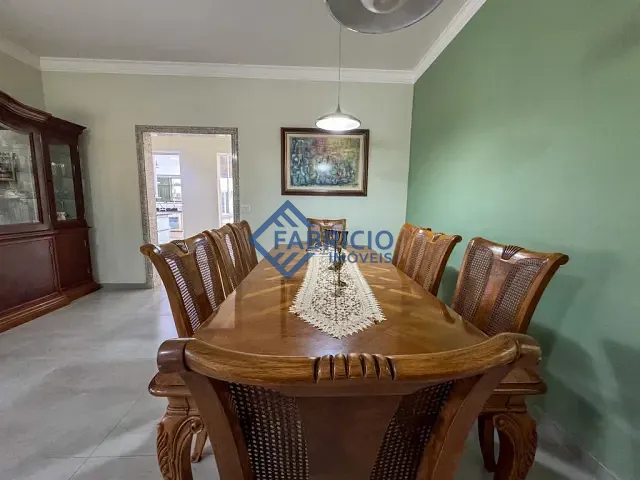 Casa com 1066m² 3 quartos e 5 banheiros, à venda, no bairro Condomínio São Joaquim em Vinhedo